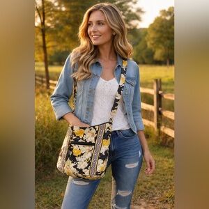 👜 Vera Bradley Quilted Crossbody Shoulder Bag | Floral Black Yellow